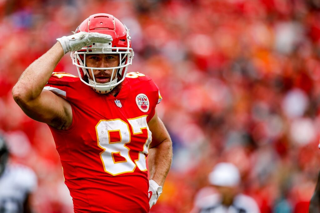 Travis Kelce Age, Property, Career, Family, Wife 2022